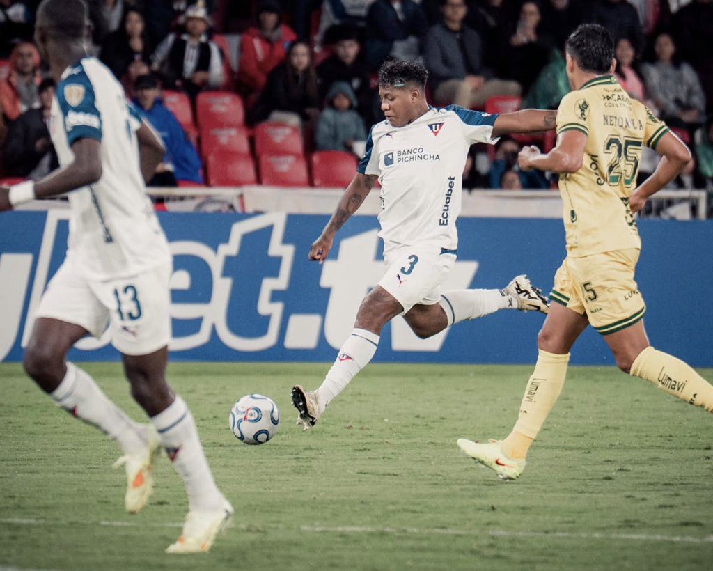 Liga se impuso 2-0 ante Mirassol en la segunda jornada de Copa Libertadores. Foto: LDU.